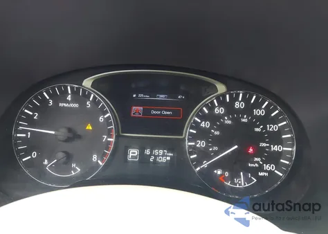 2014 Nissan Pathfinder Platinum/S/Sl/Sv z USA, uszkodzony, nr VIN 5N1AR2MM6EC707740